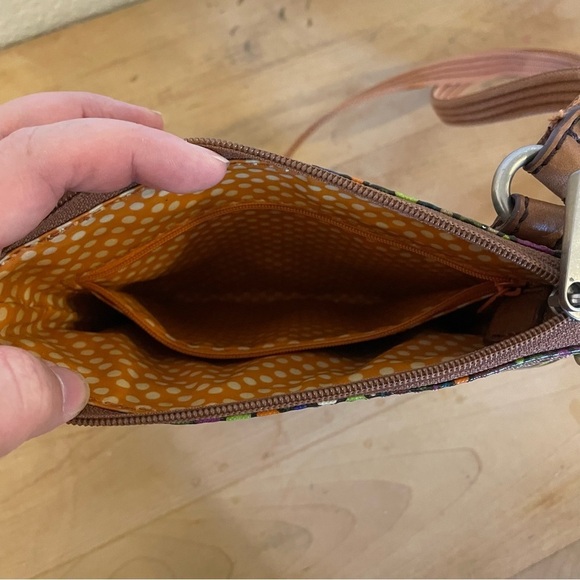 Fossil Key-Per Oil Cloth Crossbody - Picture 8 of 10